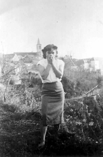 yvette1950.jpg